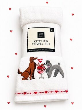 Member's Mark White Embroidered Dog Kitchen Towel Set